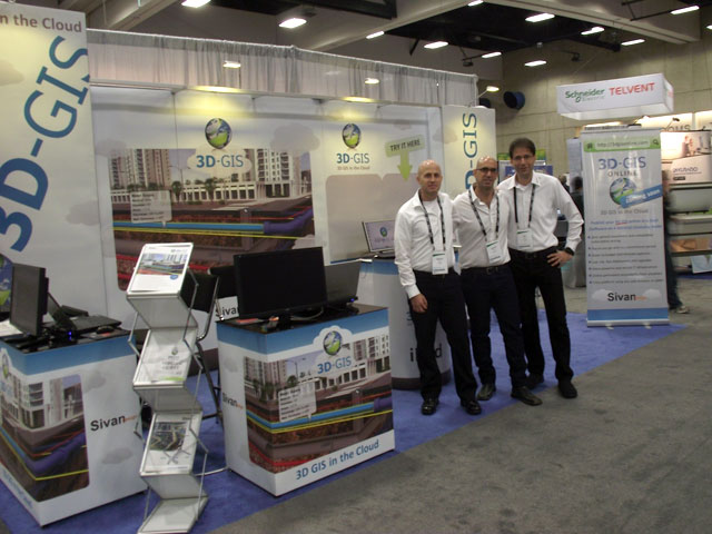 esri-uc-2012-booth